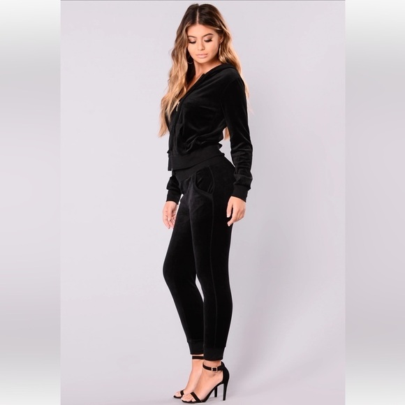 Fashion Nova | black sweater and sweat pants set - Picture 5 of 8